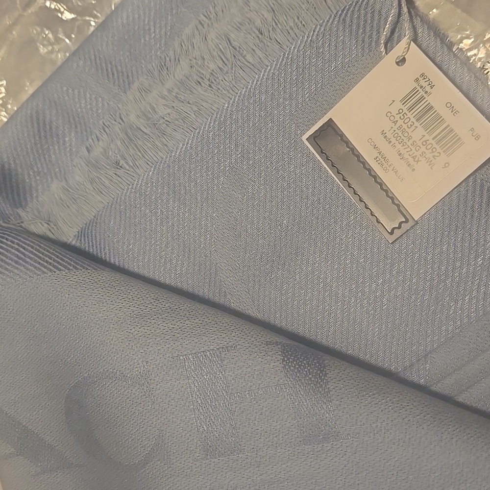 Coach Signature Border Shawl - Picture 4 of 4